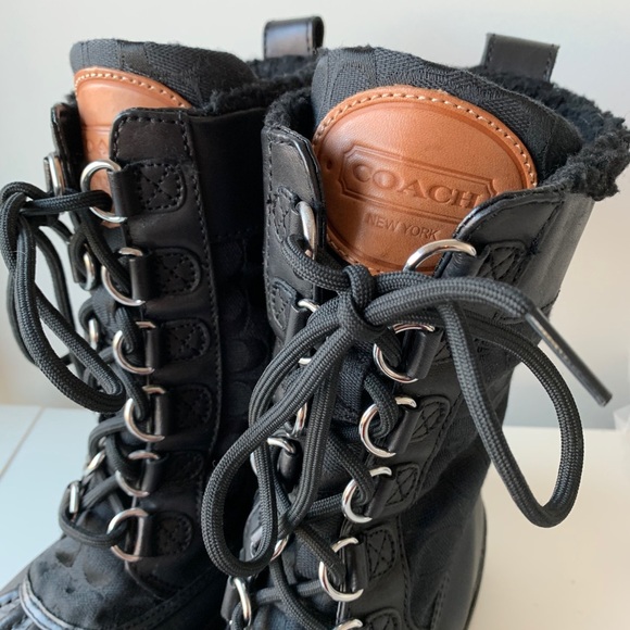 Coach Laura Winter Boots Sz 5.5 - Picture 5 of 9
